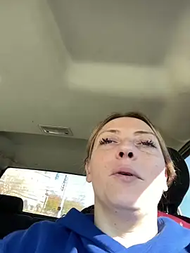 lezbean24 online show from February 2026 07:47:02 PM