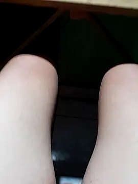 Snapshot of Cris29_84 chatting on January 2026 06:06:02 AM Cris29 84 online show from January 2026 06:06:02 AM