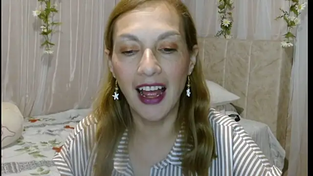 italagomez  online show from February 2025 12:30:02 AM