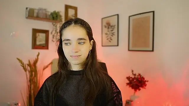 Gia Paige18 online show from September 2025 01:02:01 PM