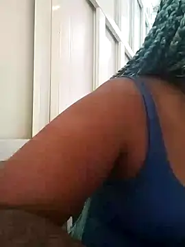 ELLA KELLY online show from February 2025 12:14:02 PM