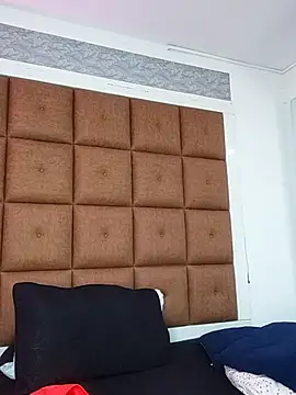 ELLA KELLY online show from March 2025 12:02:02 PM