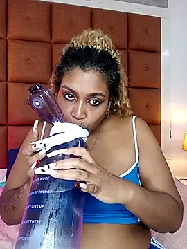 ELLA KELLY online show from March 2026 12:00:02 PM