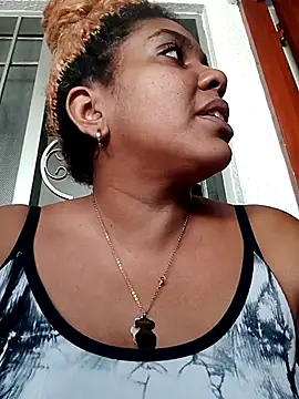 Snapshot of ELLA_KELLY chatting on May 2026 11:53:01 AM ELLA KELLY online show from May 2026 11:53:01 AM