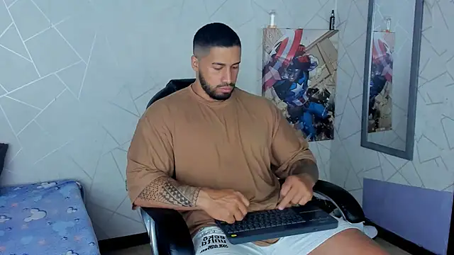 Cristian Walker online show from February 2025 12:05:02 PM