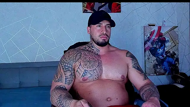 Snapshot of Cristian_Walker chatting on May 2026 11:34:04 PM Cristian Walker online show from May 2026 11:34:04 PM