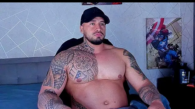 Snapshot of Cristian_Walker chatting on May 2026 12:32:02 PM Cristian Walker online show from May 2026 12:32:02 PM