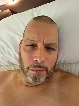 Just2much online show from September 2025 09:38:01 PM