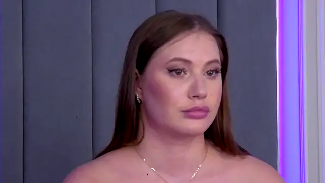 ChloeMarsch online show from October 2025 06:01:02 AM