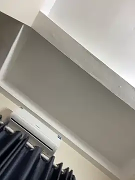 Snapshot of Louis_Baby chatting on February 2025 12:48:01 PM Louis Baby online show from February 2025 12:48:01 PM