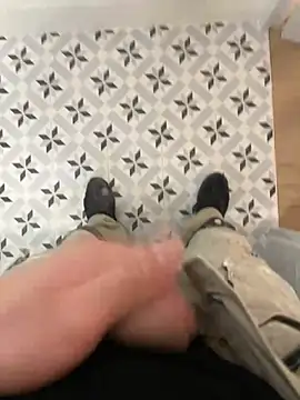 Snapshot of dimitriei chatting on December 2024 10:06:02 AM dimitriei online show from December 2024 10:06:02 AM