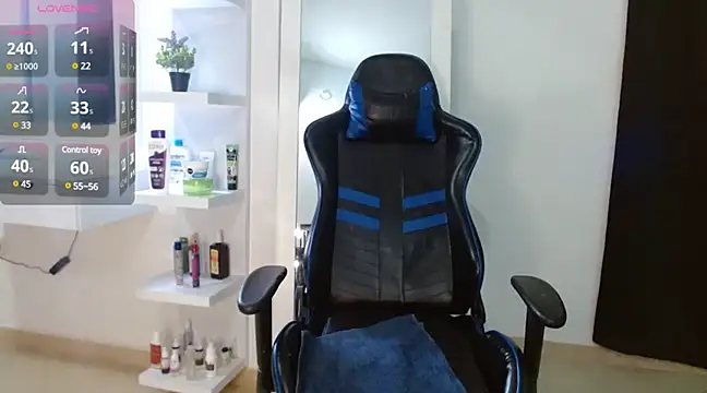 -MiaDelight- online show from March 2025 01:59:02 PM