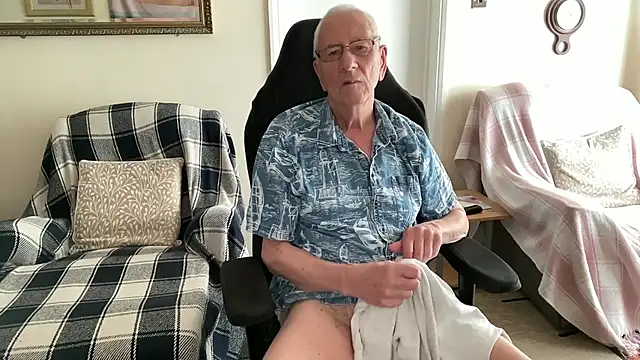 cutaboverest online show from June 2026 03:17:01 PM