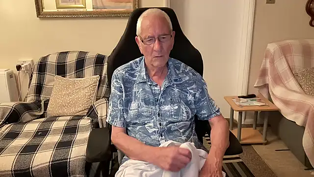 cutaboverest online show from July 2026 11:47:02 PM