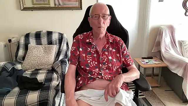 cutaboverest online show from July 2026 06:18:01 PM