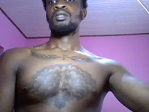 Snapshot of Tonedom chatting on October 2025 01:19:01 PM Tonedom online show from October 2025 01:19:01 PM