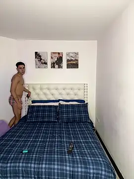 Mackenzzie 777  online show from January 2026 04:05:01 AM