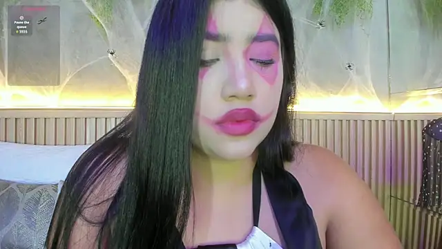 Lana Lann online show from October 2025 12:06:01 PM