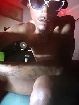 Snapshot of ZaddyBigDee chatting on March 2026 01:01:02 AM ZaddyBigDee online show from March 2026 01:01:02 AM