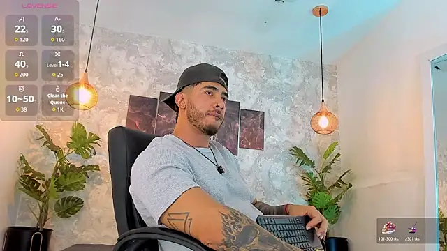 Snapshot of Nate_franco chatting on June 2026 06:03:01 AM Nate franco online show from June 2026 06:03:01 AM