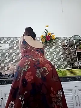    Erin    online show from March 2025 03:35:02 AM