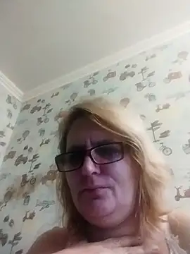 Forest-Lady online show from October 2025 09:26:02 AM