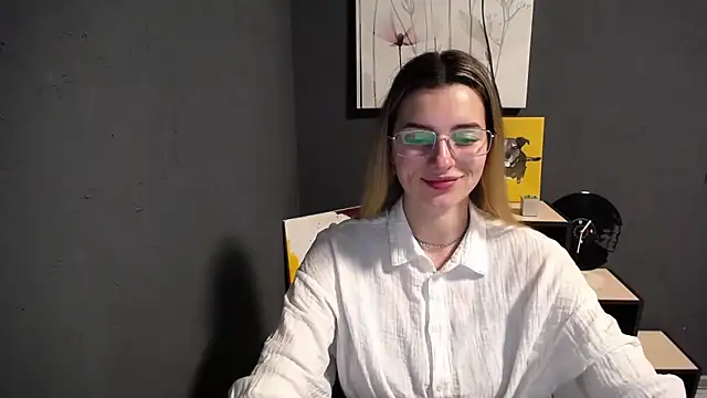 lady olivia  online show from February 2026 03:11:02 PM