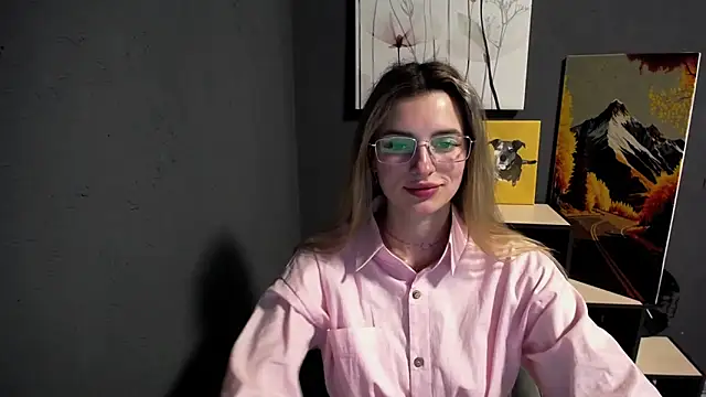 lady olivia  online show from June 2026 12:44:02 PM