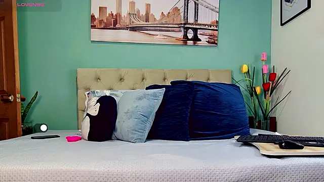 yanella fire online show from March 2026 10:11:01 AM