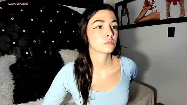 diana queen  online show from December 2024 09:15:01 PM