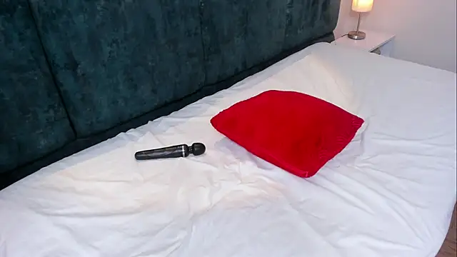 Snapshot of kataleyandliam chatting on January 2025 01:45:02 AM kataleyandliam online show from January 2025 01:45:02 AM