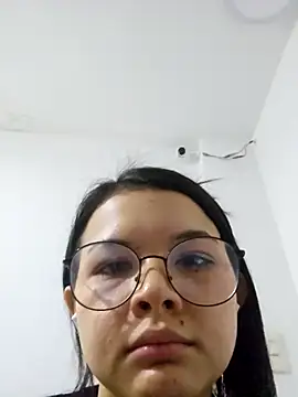 azumiichan online show from March 2026 01:18:02 AM