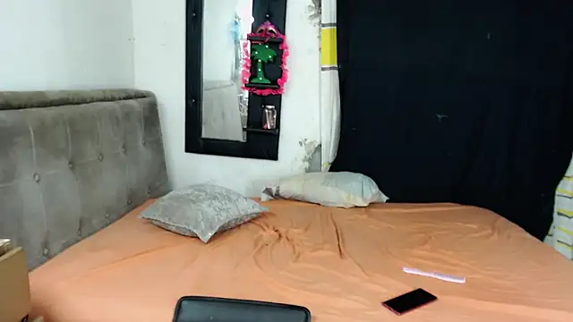 thalia zomerts online show from March 2025 06:25:02 AM