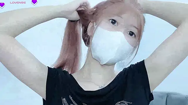 tanhxiu online show from February 2025 04:52:01 PM