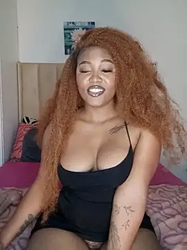 Snapshot of charmainexxx chatting on June 2026 02:43:02 PM charmainexxx online show from June 2026 02:43:02 PM