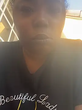 JCCaramelbarbie1 online show from April 2026 01:52:01 PM