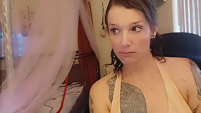 Snapshot of cassiemichellexx chatting on June 2026 01:12:01 PM cassiemichellexx online show from June 2026 01:12:01 PM