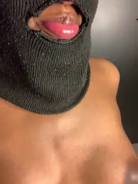 Snapshot of Africanbootie chatting on January 2025 05:26:01 PM Africanbootie online show from January 2025 05:26:01 PM