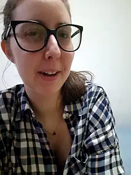 Snapshot of Sarah459 chatting on May 2026 08:39:01 PM Sarah459 online show from May 2026 08:39:01 PM