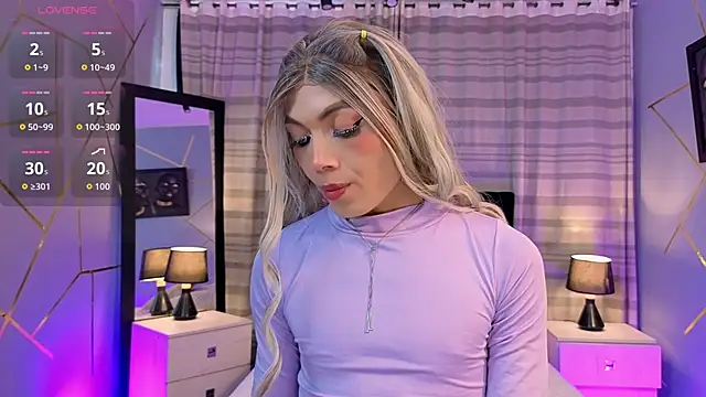 Megan Do Santos online show from November 2025 08:43:01 PM