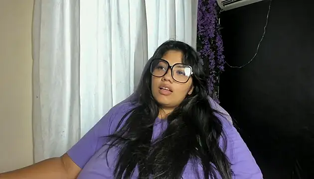 Snapshot of AvrilRizoX chatting on April 2026 04:13:02 PM AvrilRizoX online show from April 2026 04:13:02 PM