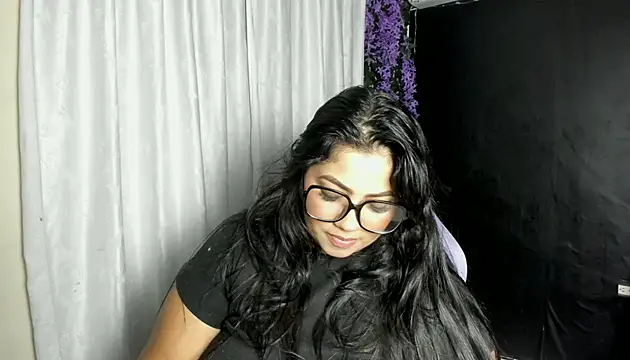 Snapshot of AvrilRizoX chatting on May 2026 02:49:02 AM AvrilRizoX online show from May 2026 02:49:02 AM