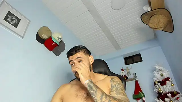 Snapshot of _Poseidon1_ chatting on February 2026 04:10:01 AM Poseidon1 online show from February 2026 04:10:01 AM