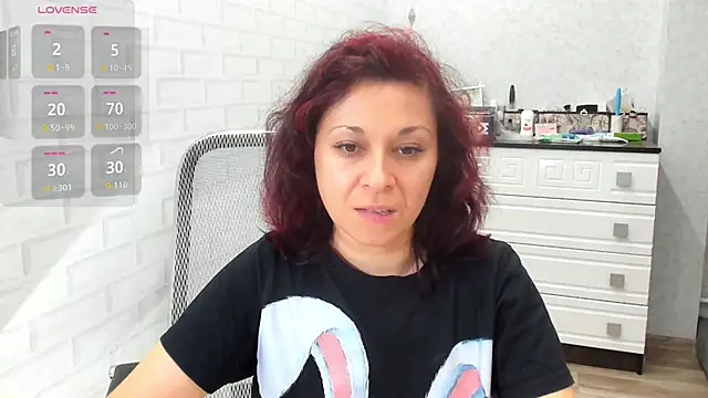 TeasyLana online show from November 2025 12:29:02 PM