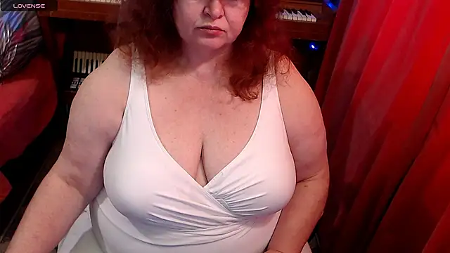 RoseRed69 online show from February 2026 04:16:01 AM