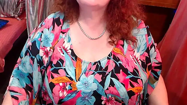Snapshot of RoseRed69 chatting on May 2026 05:13:01 AM RoseRed69 online show from May 2026 05:13:01 AM