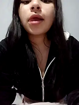 Snapshot of Anne_and_Mia chatting on December 2024 10:12:02 AM Anne and Mia online show from December 2024 10:12:02 AM