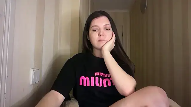 Lina Most online show from March 2026 10:47:01 PM