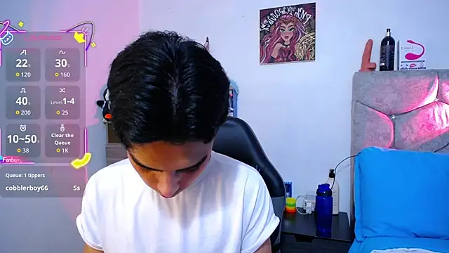 OwenBluee online show from December 2025 11:27:02 AM