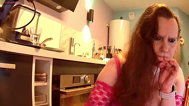 Endrocleia online show from January 2026 12:27:01 AM